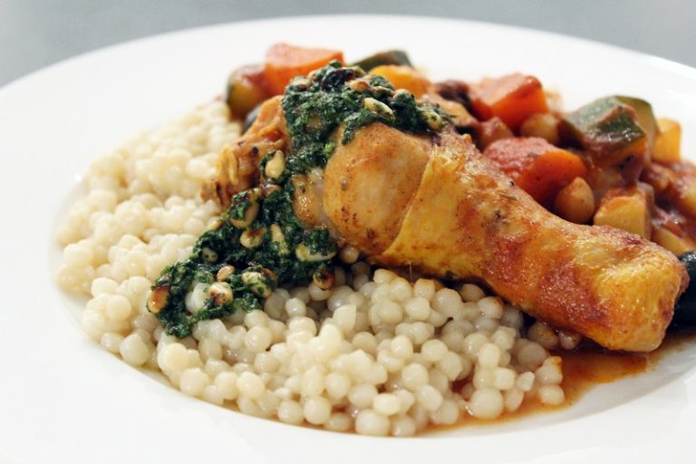 Ovenschotel met kip, venkel en parelcouscous (Jeroen Meus)
