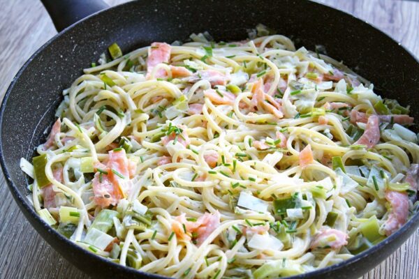 Romige Spaghetti Met Kruidenkaas En Zalm Jeroen Meus