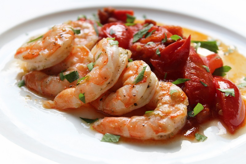 Scampi met tomatensaus (Pascale Naessens)