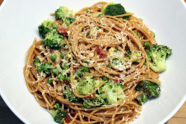Recept voor Spaghetti alla carbonara met erwten (Jeroen Meus)