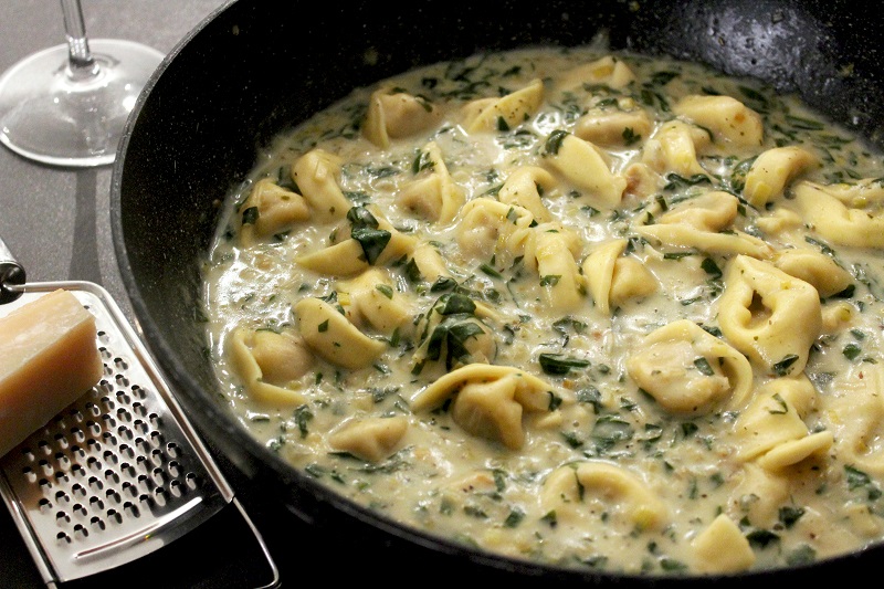 Tortellini met prei en spinazie