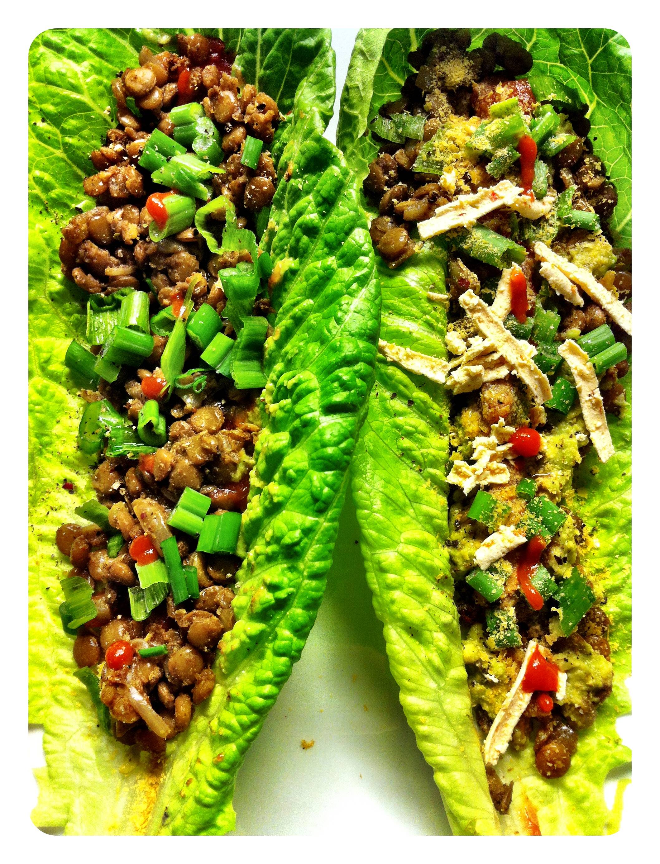 Veganistische tacos in salade wrap