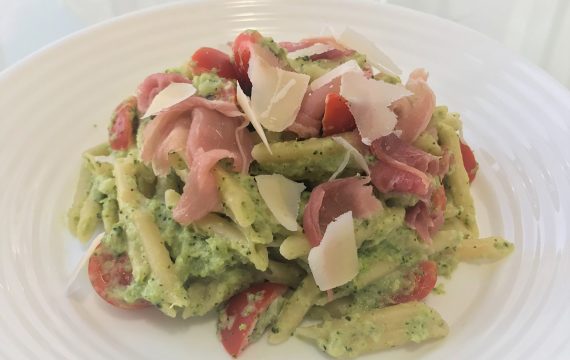 penne kerstomaatjes ham broccolisaus